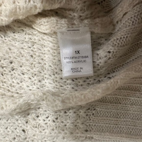 White Oversized V Neck Waffle Sweater 4262 NWT Boutique - Picture 7 of 9